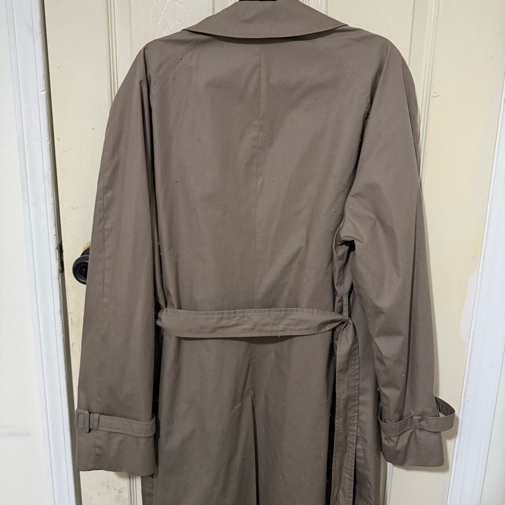 Vintage Climatizer Trench Coat Taupe | Belted | Size 42 Tall | Classic Raincoat - Picture 12 of 14